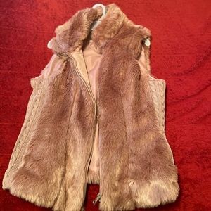 Fur vest
